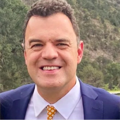 Foto profesional de Raymundo Chapa, Socio fundador y CEO de Segutrends